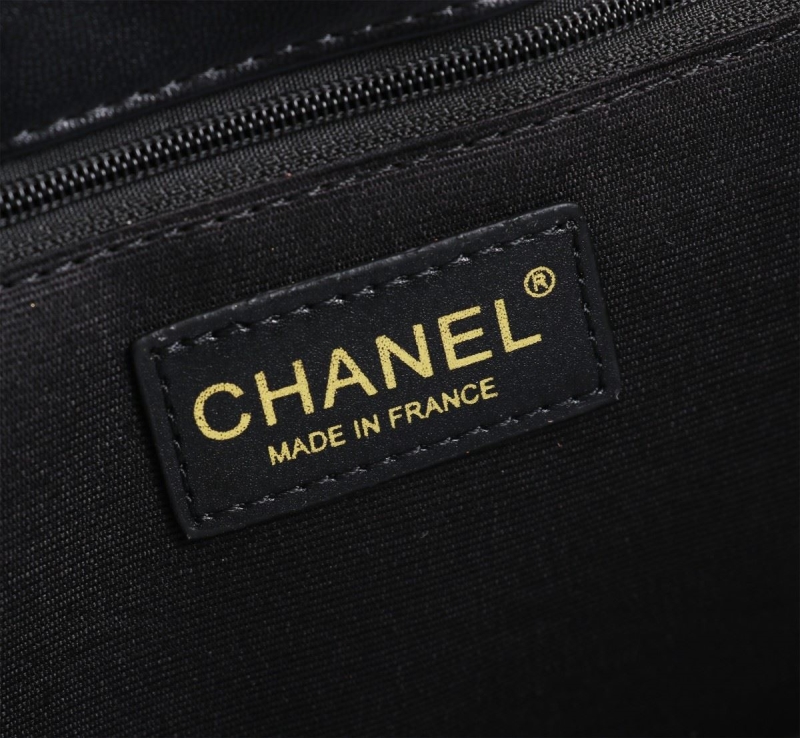 Ch**el shopping bags